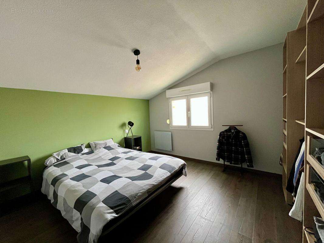 Maison à COLAYRAC-SAINT-CIRQ