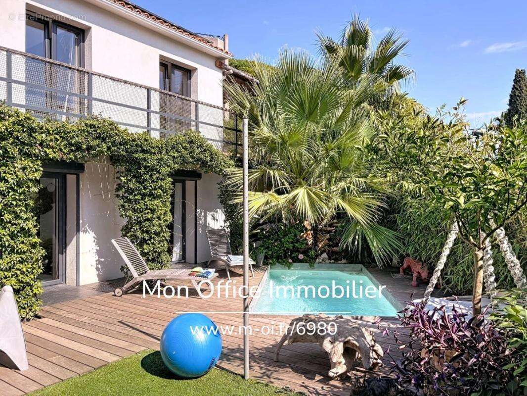 Maison à CAVALAIRE-SUR-MER