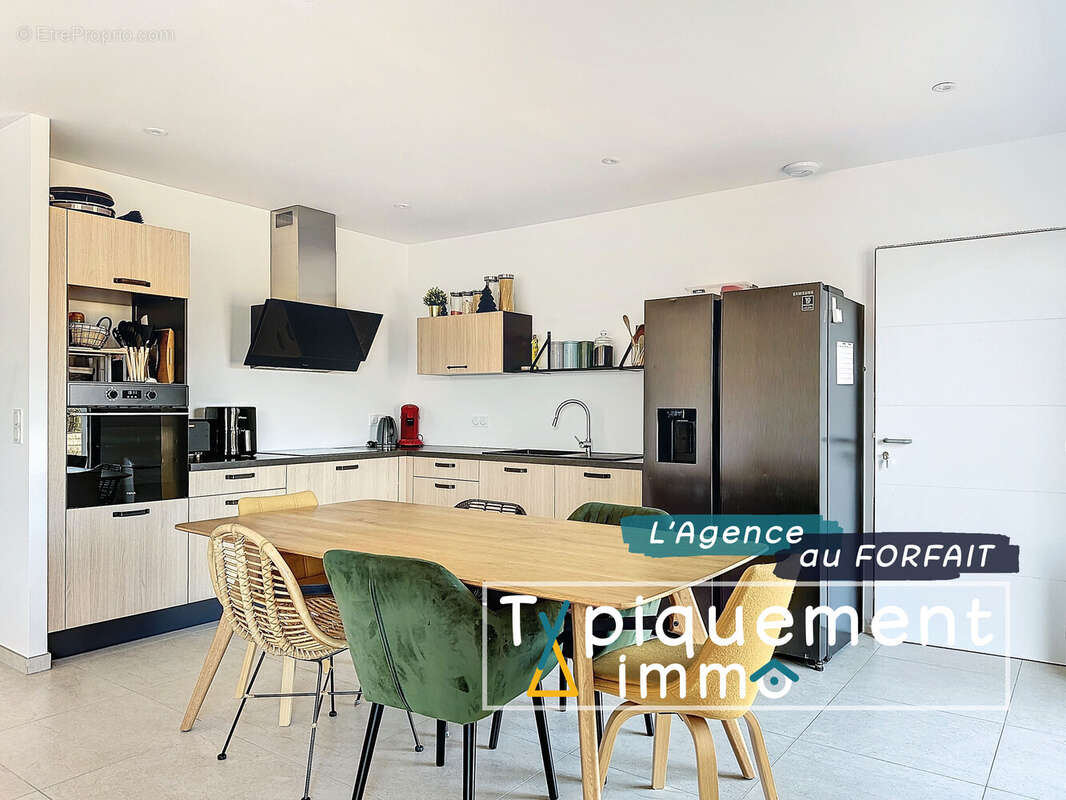 Maison à SAINT-CLAR-DE-RIVIERE