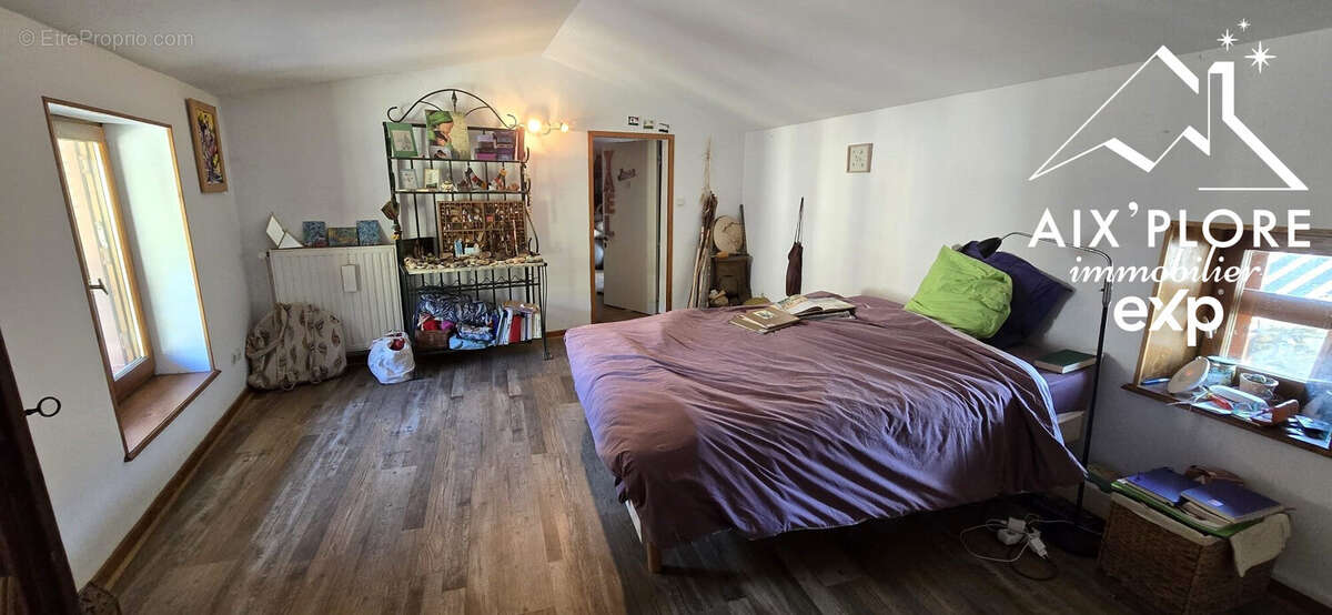 Maison à AMBUTRIX