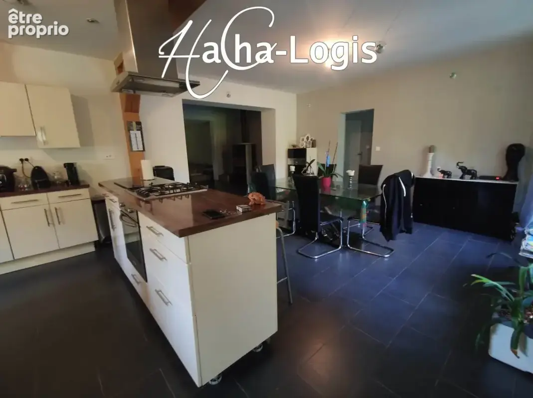 Exclusivité : Grande maison de 500 m2 sur 3 hectares de terrain, DPE en C ! - photo 7
