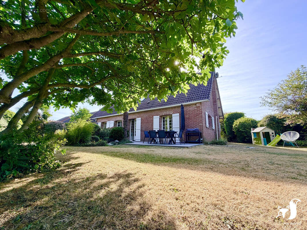 Maison 150 m² à Estrees  - photo 2