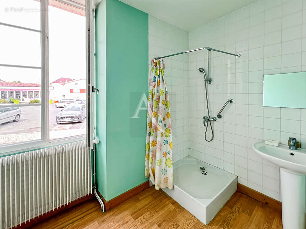 Maison à MONSEMPRON-LIBOS