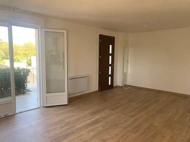 Appartement 59 m² à Parcay-Meslay  - photo 4