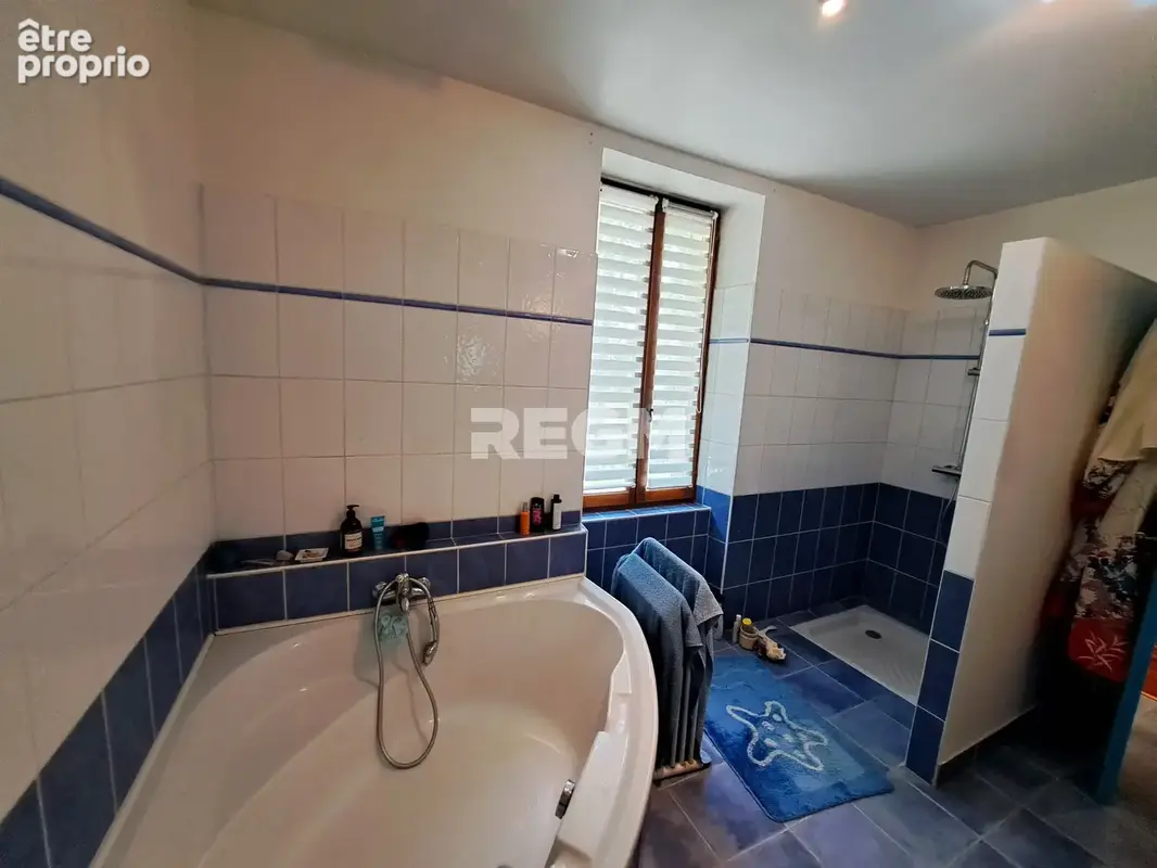 Maison en pierre  5 chambres voire +, à GARDONNE 264 m2 hab - photo 14