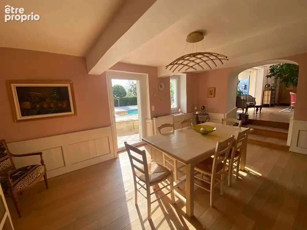 Castelnaudary, maison de caractère  rénovée avec piscine et garage. - photo 3