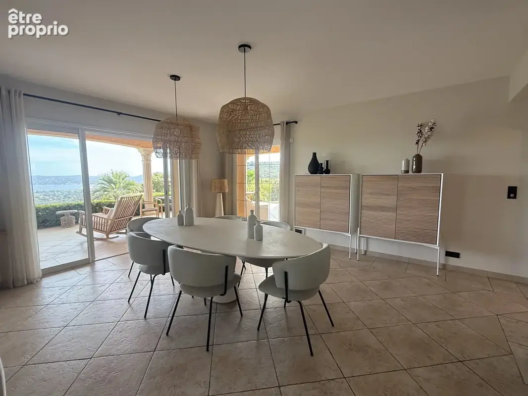 Superbe villa avec vue panoramique sur le golfe de saint-tropez - photo 10