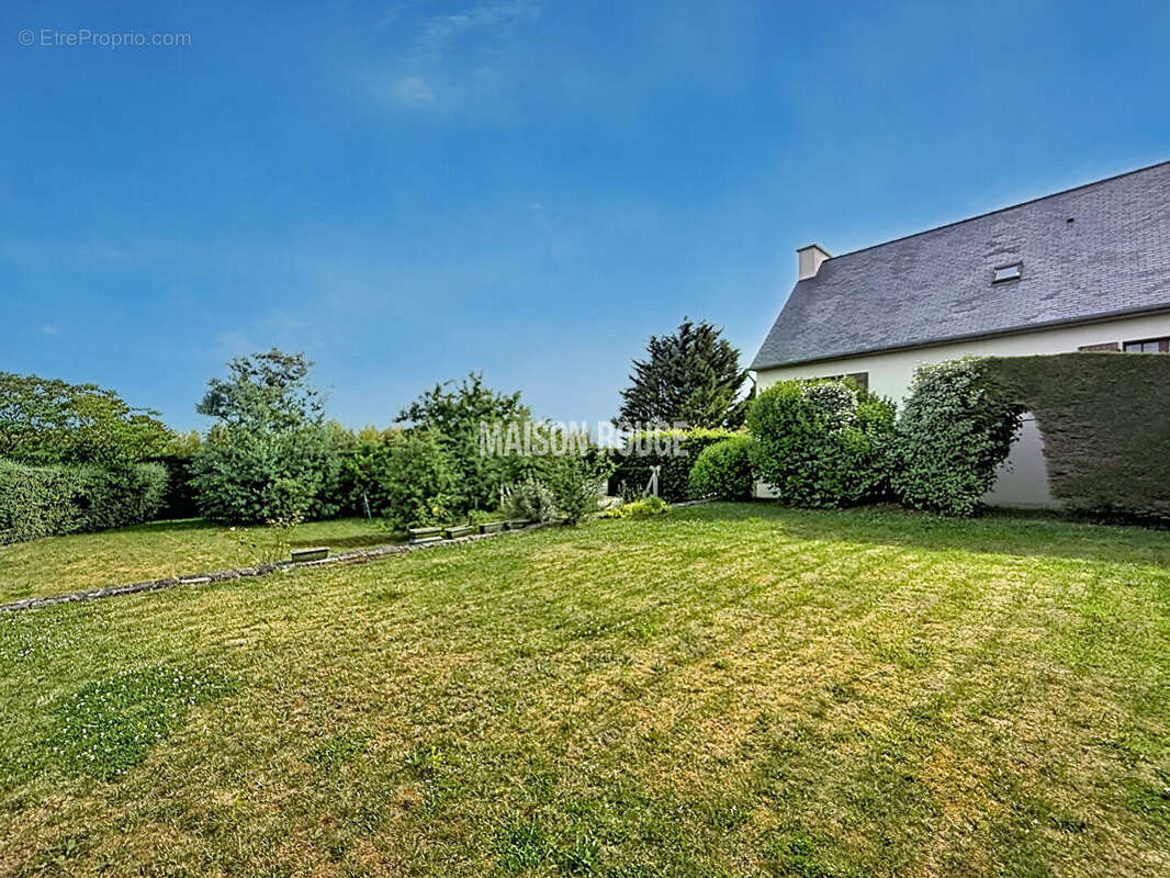 Maison à FREHEL