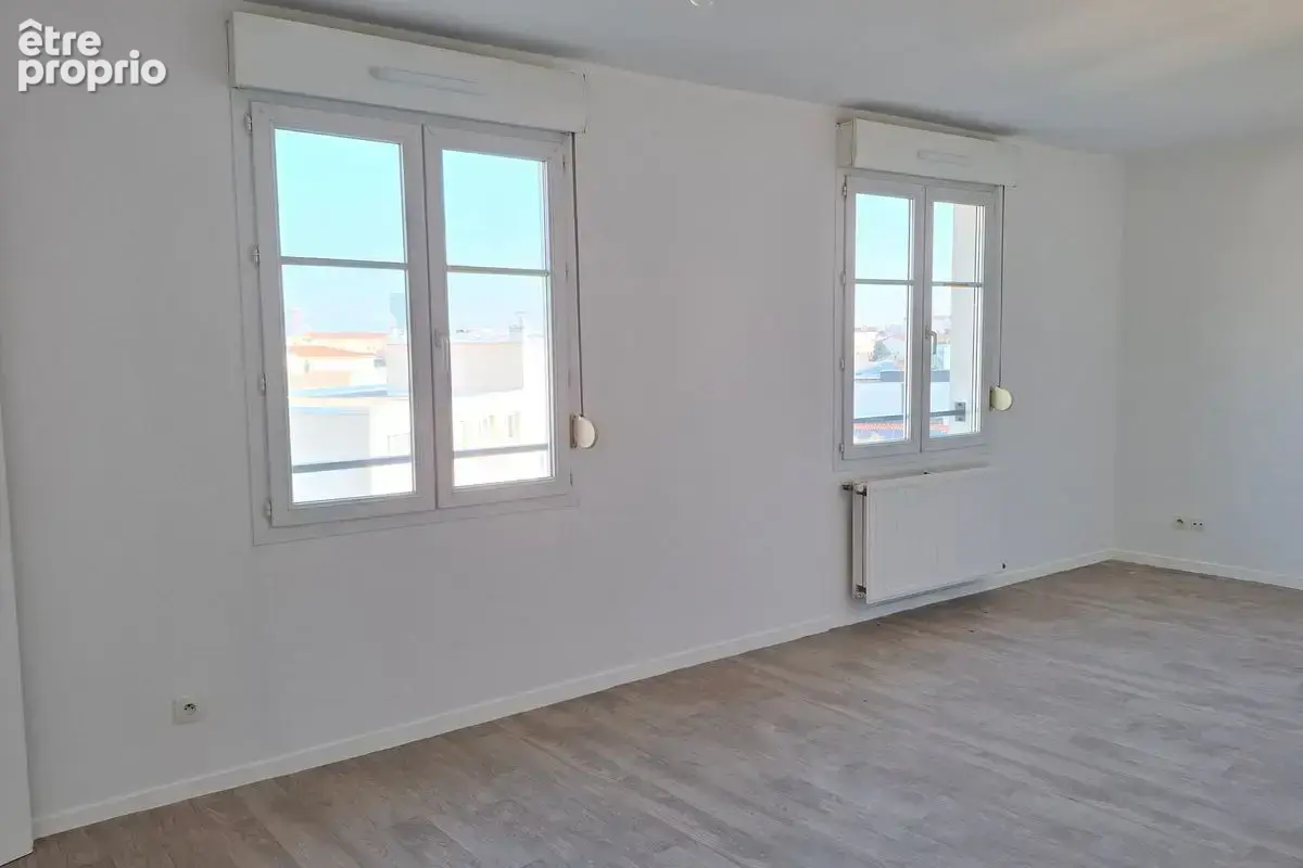 T2 de 43,95 m² à Lyon 69008, Jean XXIII à partir de 119 900 € - photo 2