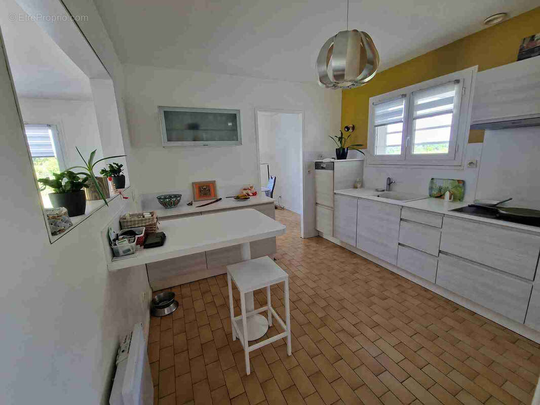 Maison au calme avec 5 chambres et 2 salles d'eau - photo 9