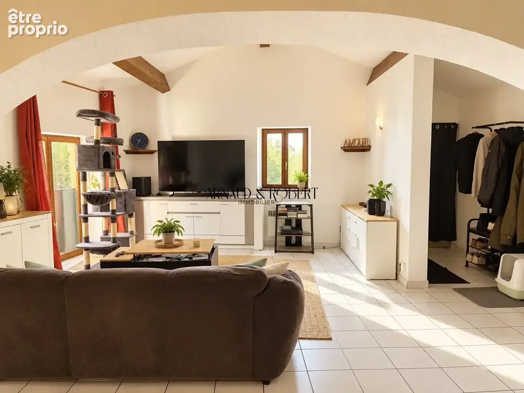 Appartement 4 pièces 100 m² à vendre à Sauzet (26740) - photo 3