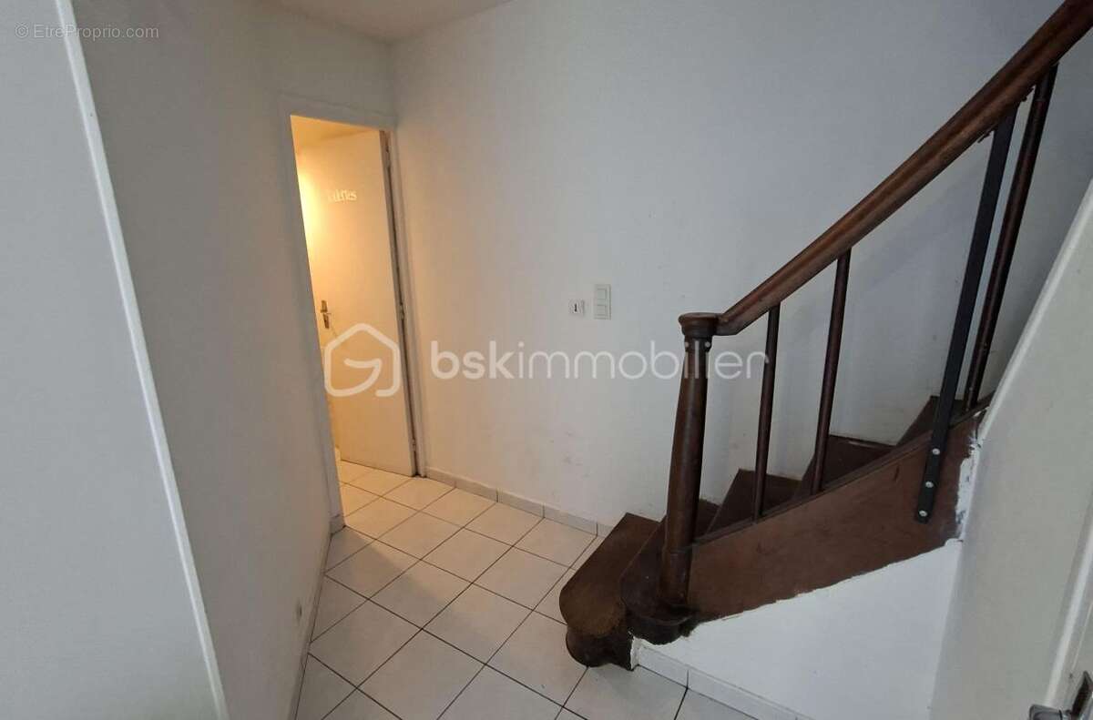 Maison à LANDELLES-ET-COUPIGNY