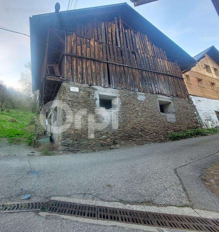 Maison à SAINT-PAUL-SUR-ISERE