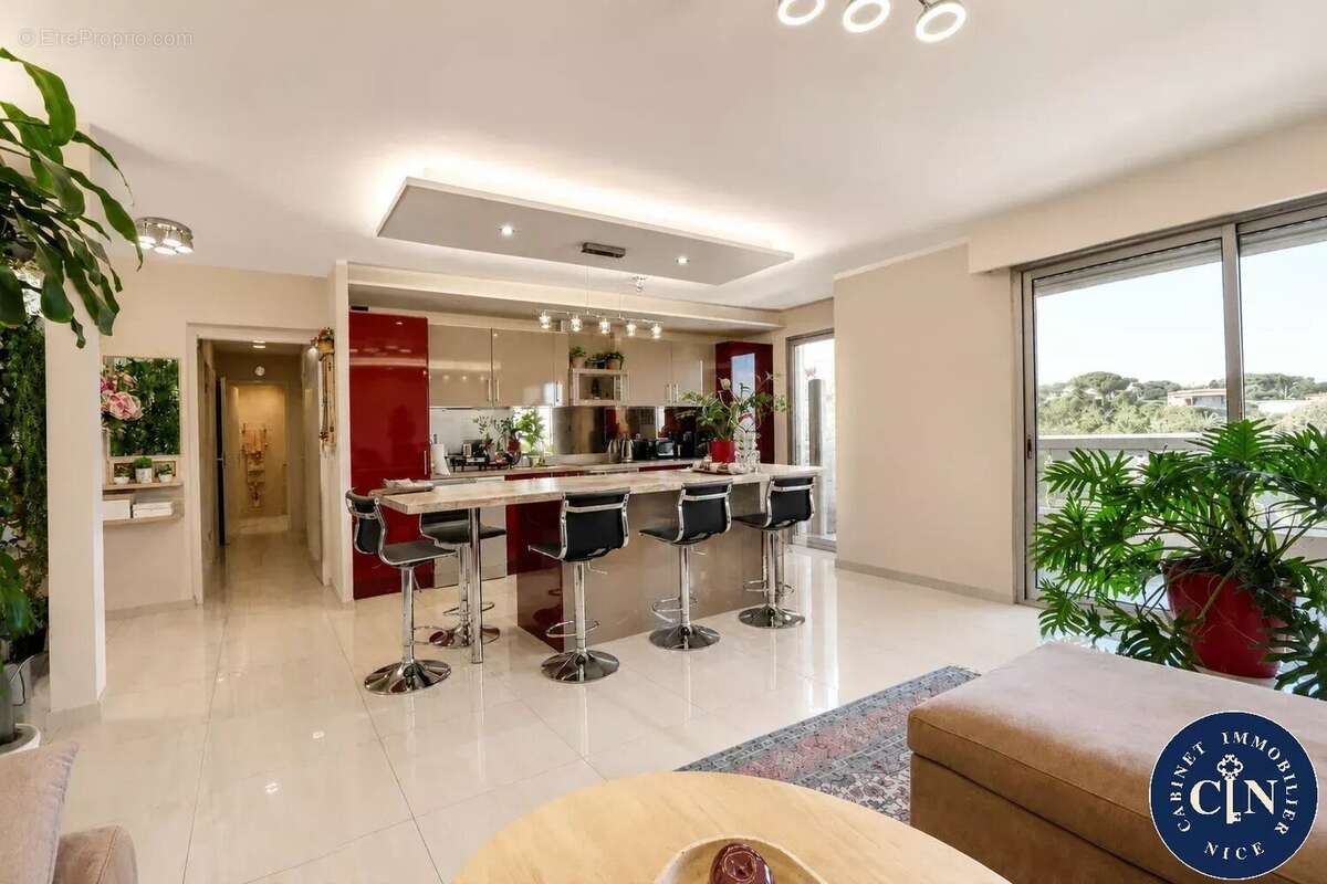 Appartement 75 m² à Nice  - photo 6
