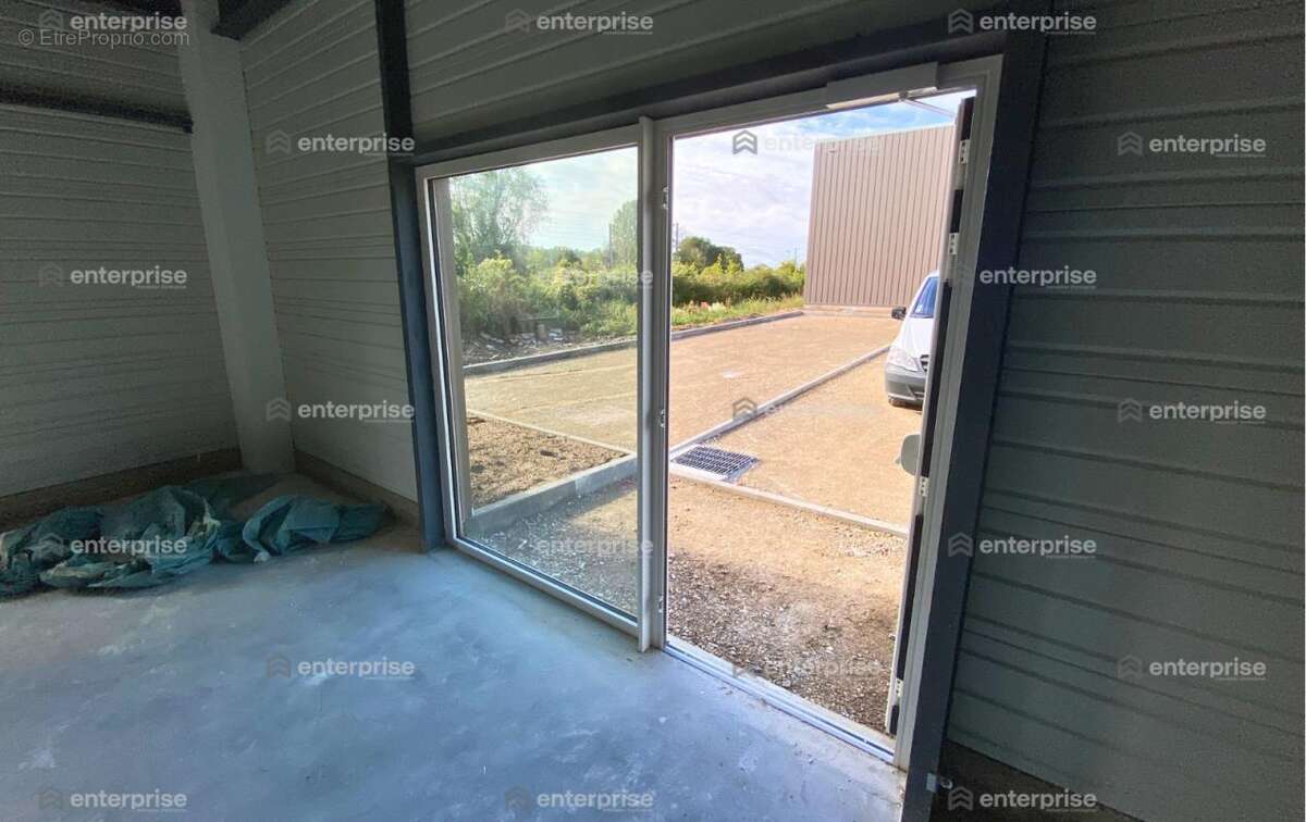 A vendre - bureaux - 157m2 - saint-leu-d'esserent - photo 4
