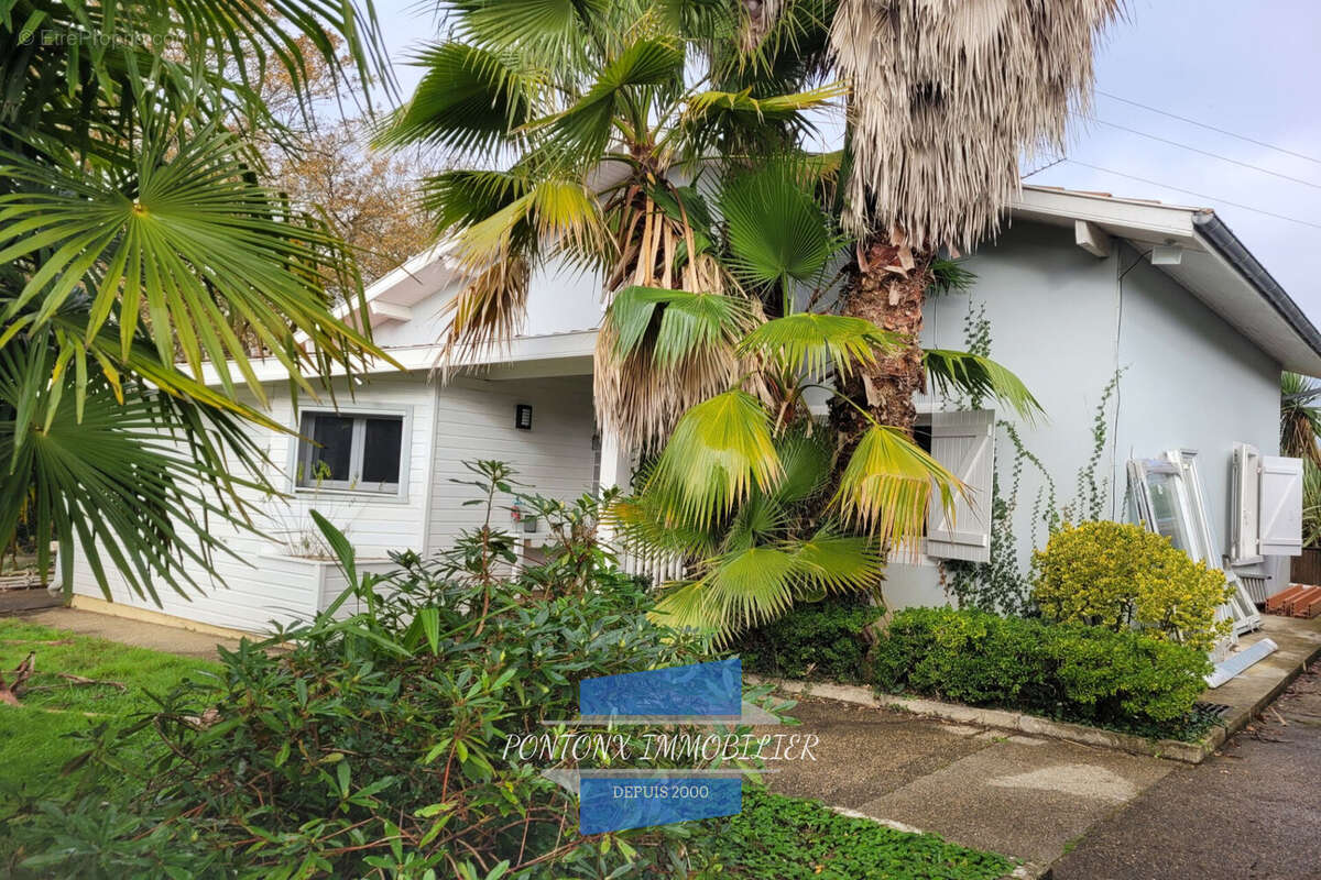 Maison à CASSEN