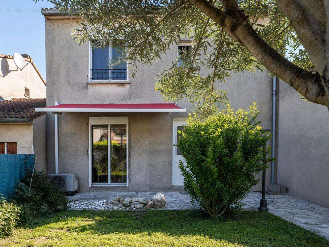 Maison à PALAJA