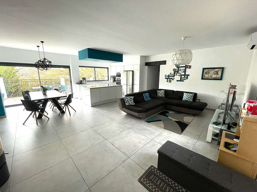 Maison à FORCALQUEIRET