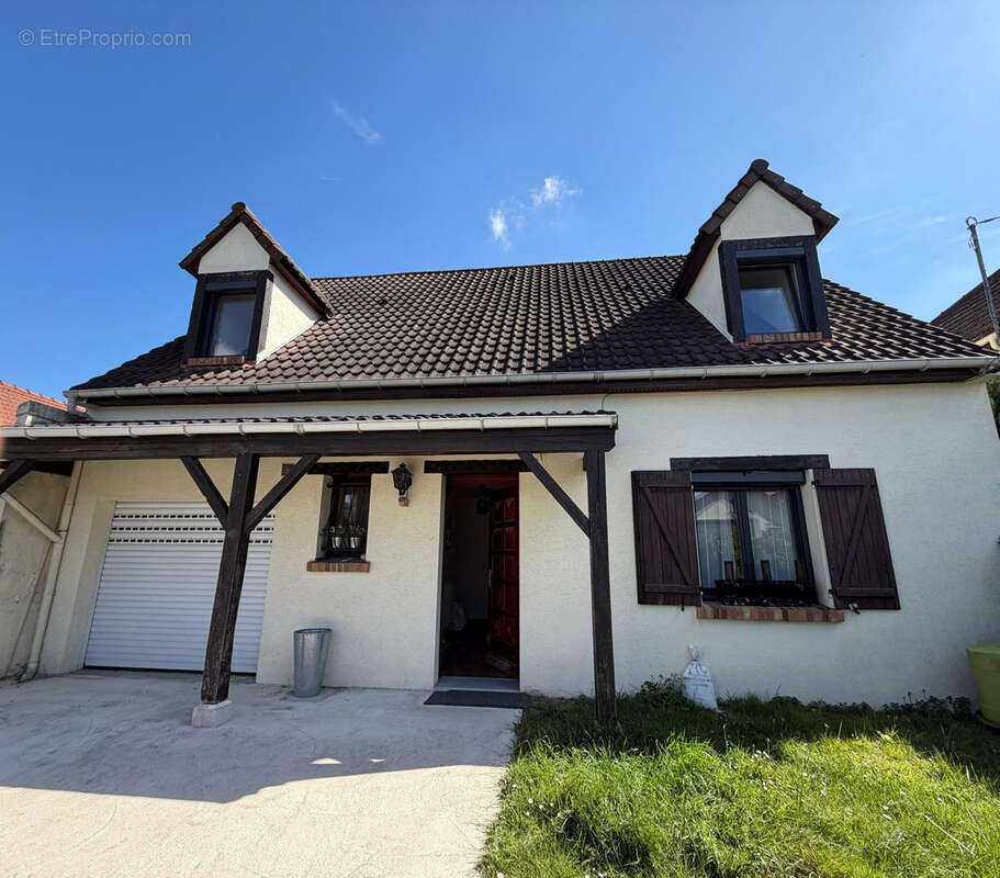 Maison à MITRY-MORY