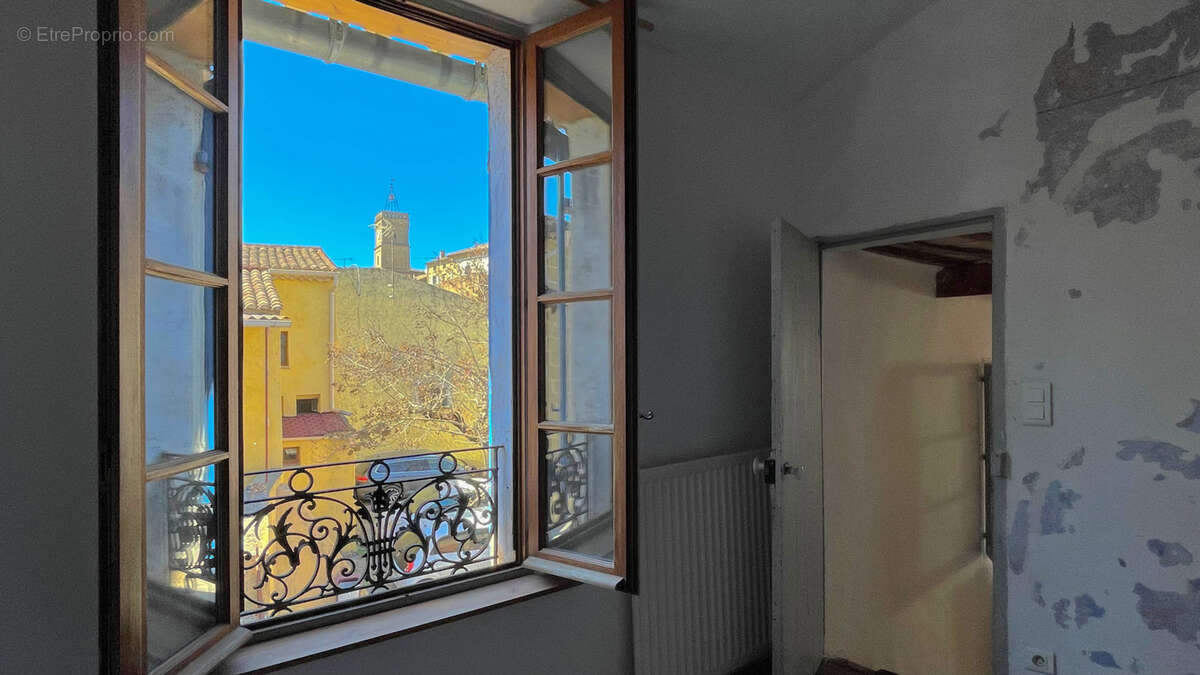 Maison à SAINT-QUENTIN-LA-POTERIE