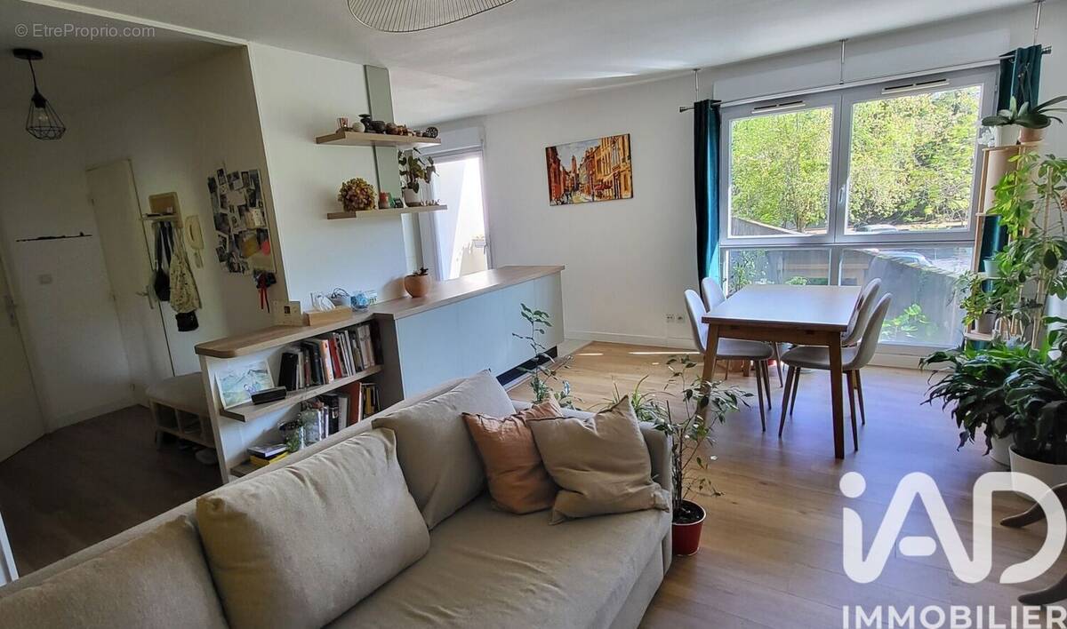 Photo 1 - Appartement à LYON-8E