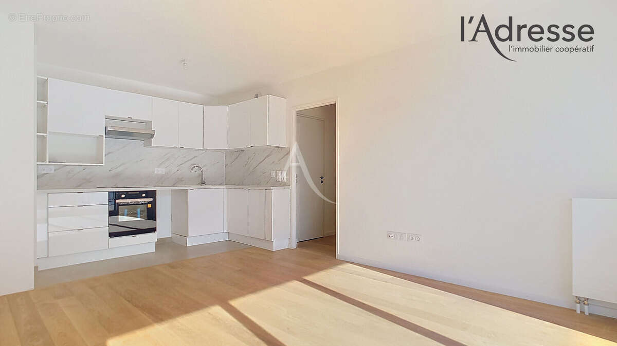 Appartement à SURESNES