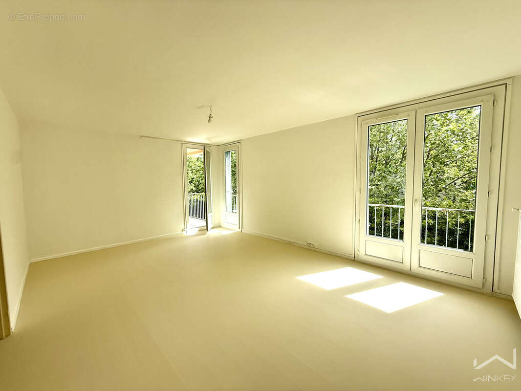 Isabelle di natale vous présente en exclusivité sur pierrelatte    appartement sans travaux  100m2 - 4 chambre - photo 16