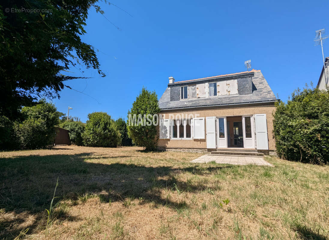 Sur la commune d'Arzon, entre le Golfe du Morbihan et l'océan. - photo 2