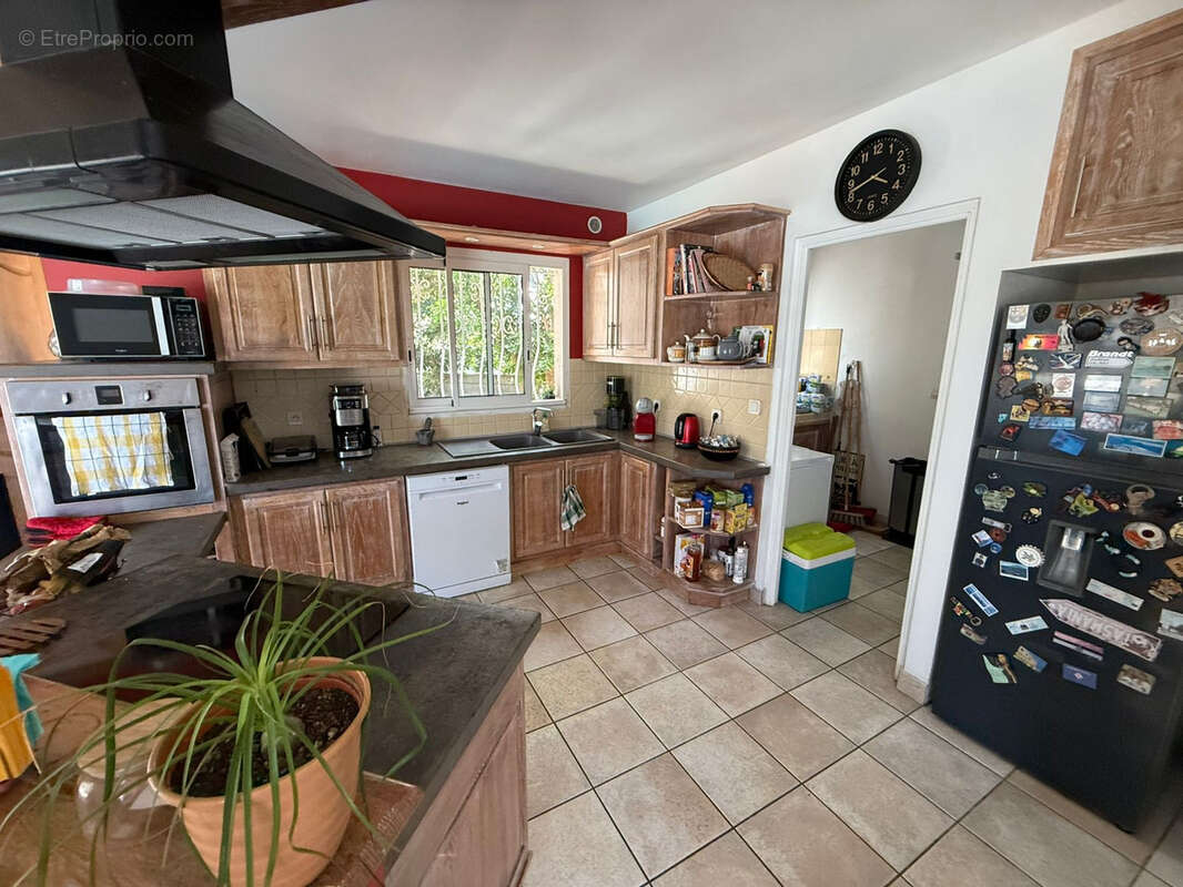 Belle villa T7- 170 m2 secteur LANGEVIN - photo 5