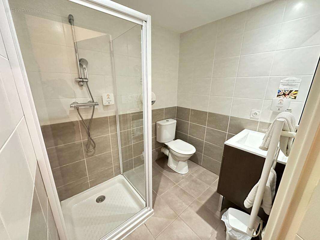 Appartement à EGUILLES