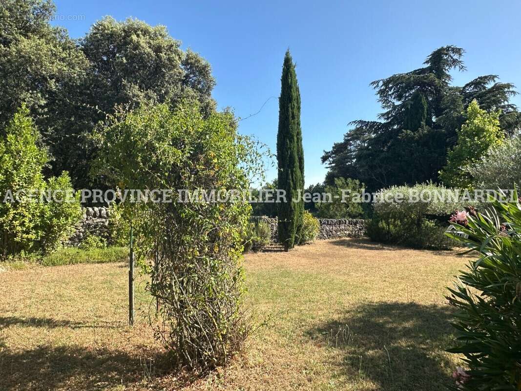 Maison 152 m² à Grignan  - photo 11