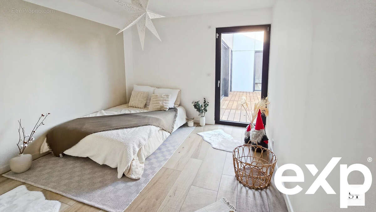 Maison à SAINT-SEBASTIEN-SUR-LOIRE