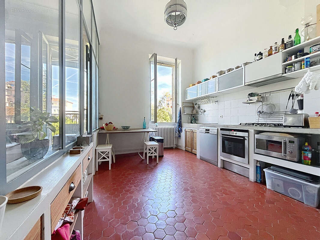 Appartement Coup de coeur  de 110m2 au Coeur 5 Avenues - photo 3