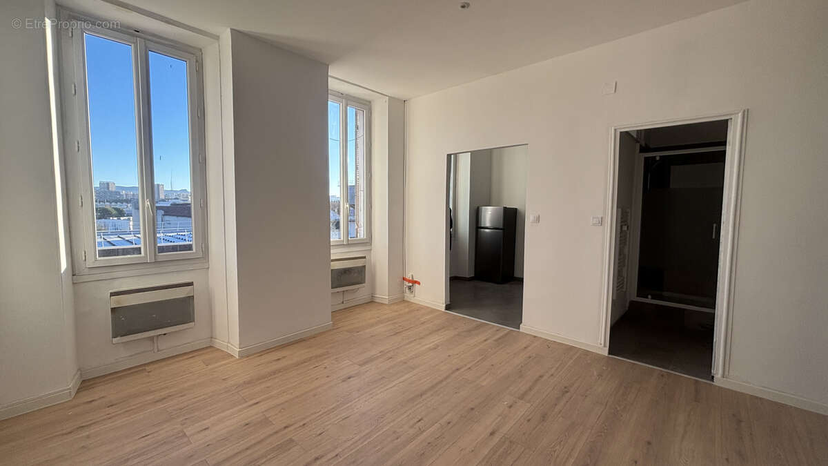 Appartement à MARSEILLE-15E