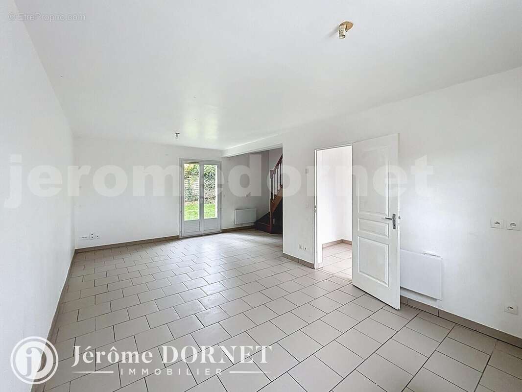 br_00001 - Maison à BRETEUIL