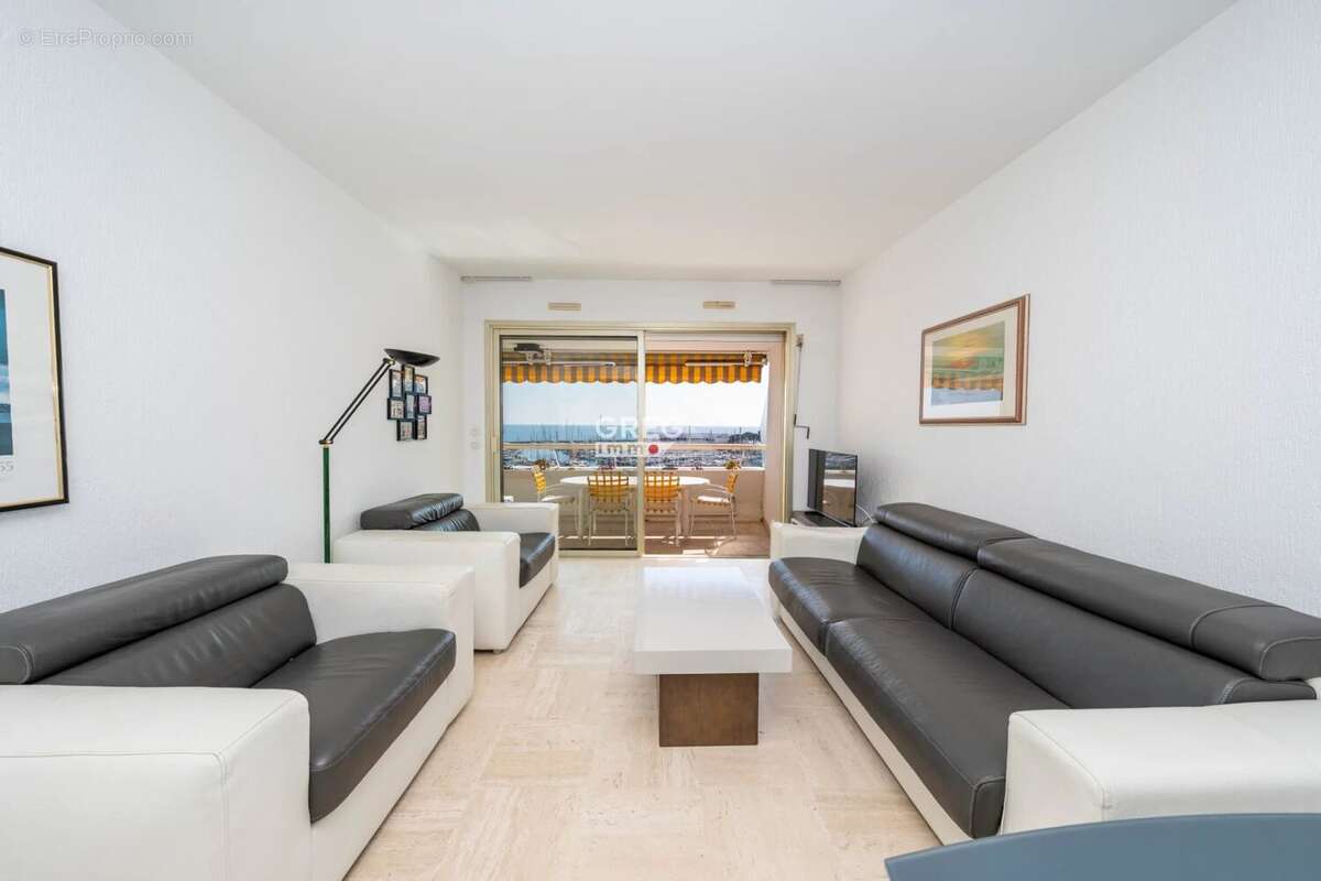 Appartement à VILLENEUVE-LOUBET