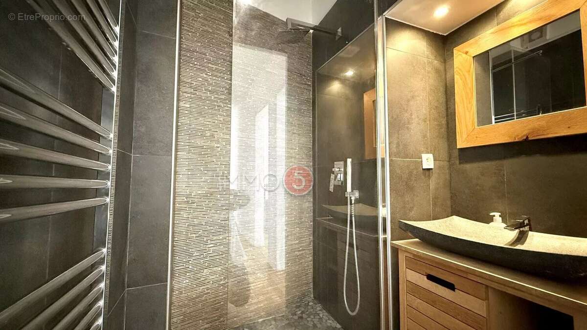 Appartement à LE RAINCY