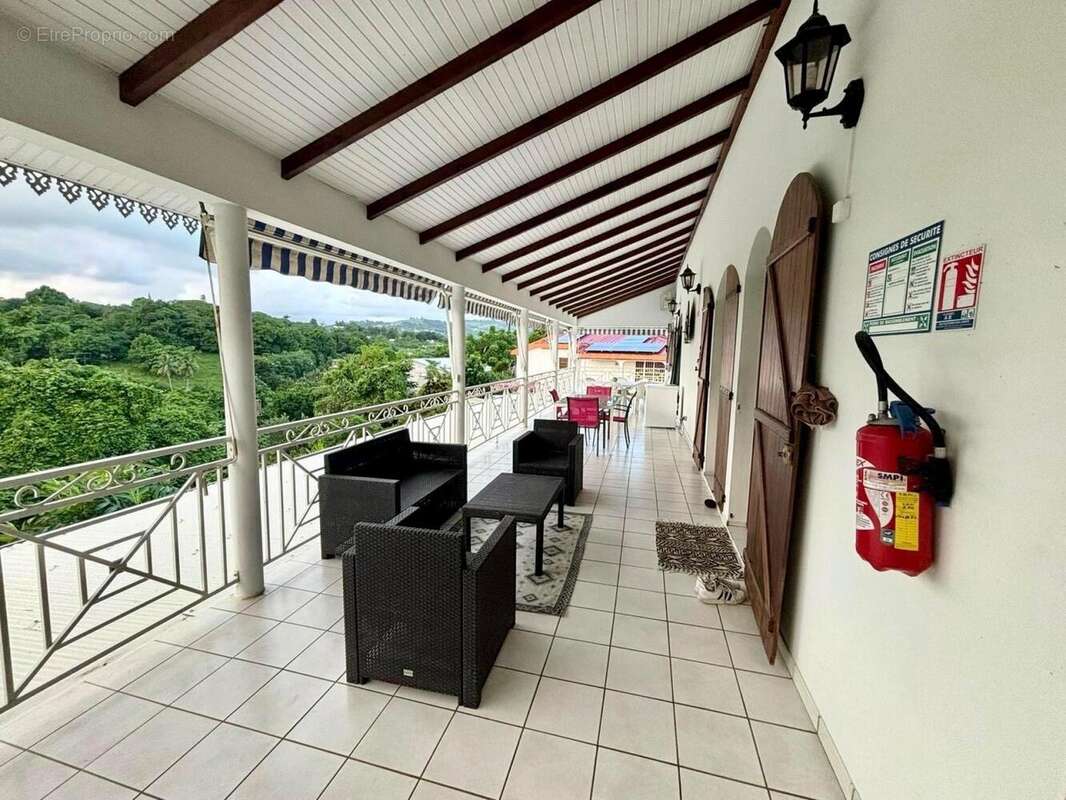 Photo 6 - Maison à LE LAMENTIN