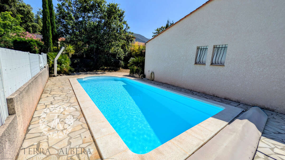 Exclusivité terra albera -  magnifique villa avec piscine aux pieds des albères - photo 2
