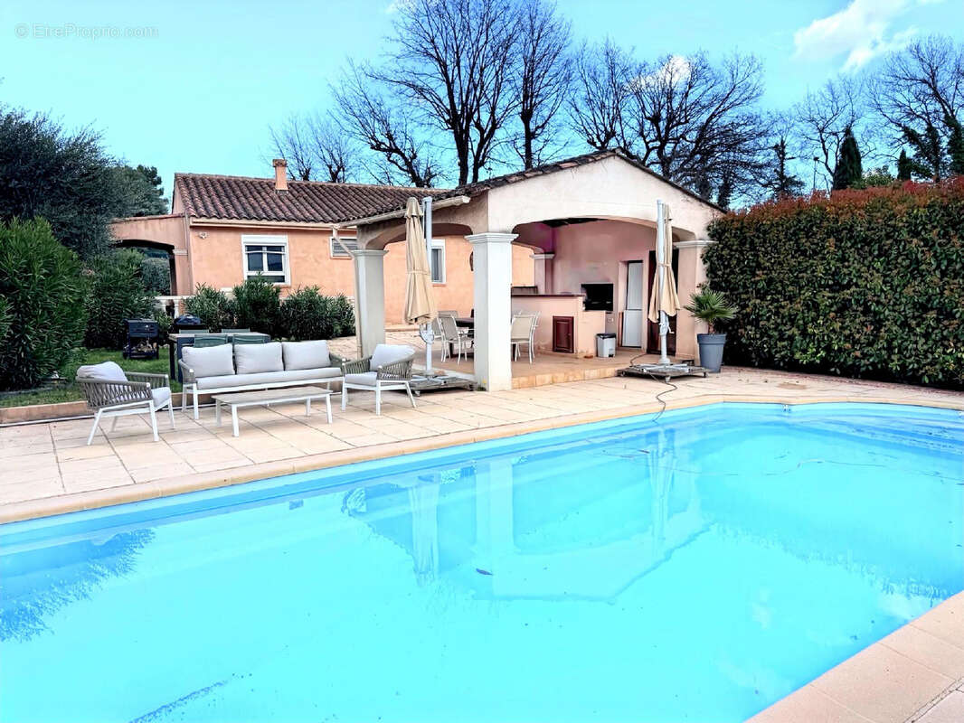 Maison à DRAGUIGNAN