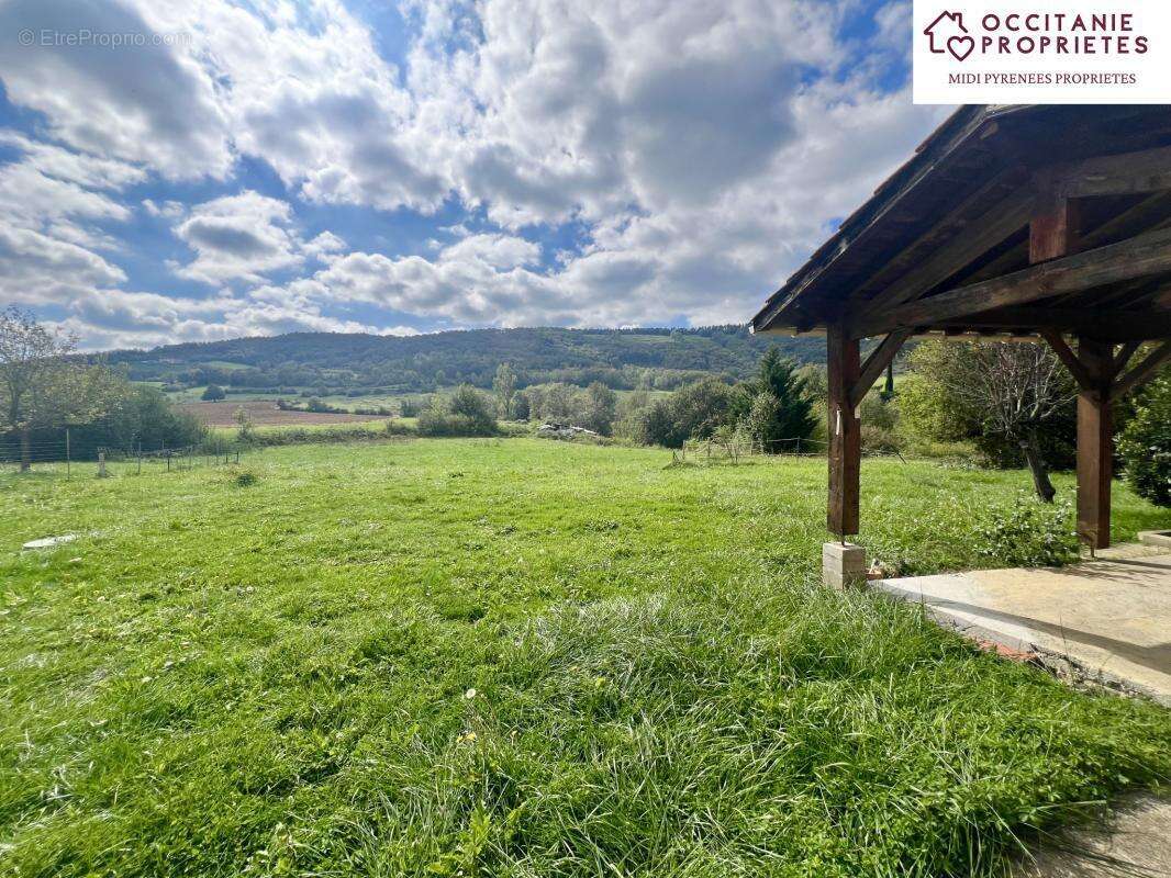 Maison à LES BORDES-SUR-ARIZE