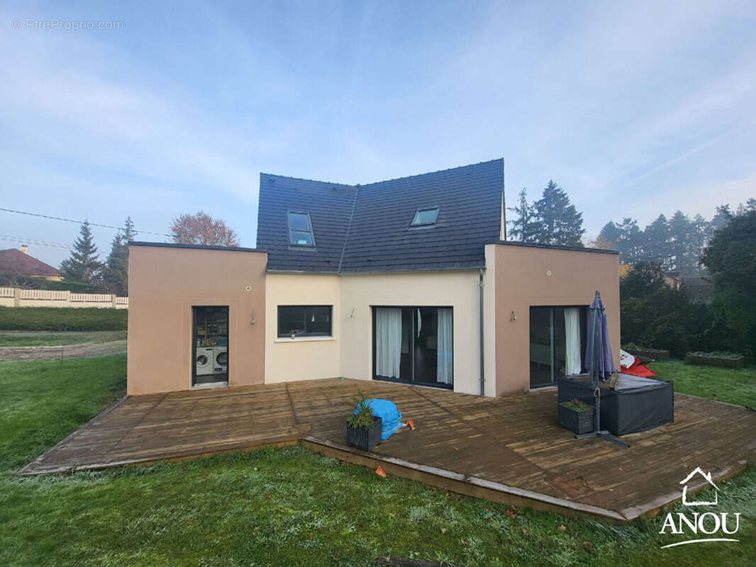 Maison à CLOYES-SUR-LE-LOIR