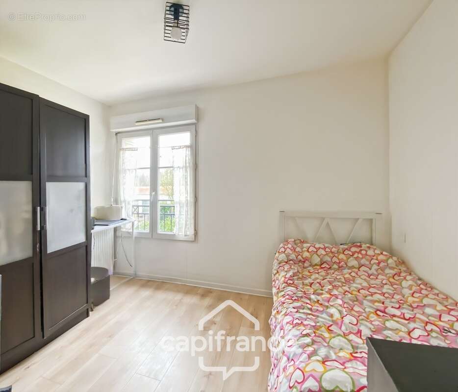 Maison à vendre  8 pièces – 6 chambres – 141 m² – Terrasse - Jardin - Garage - photo 11
