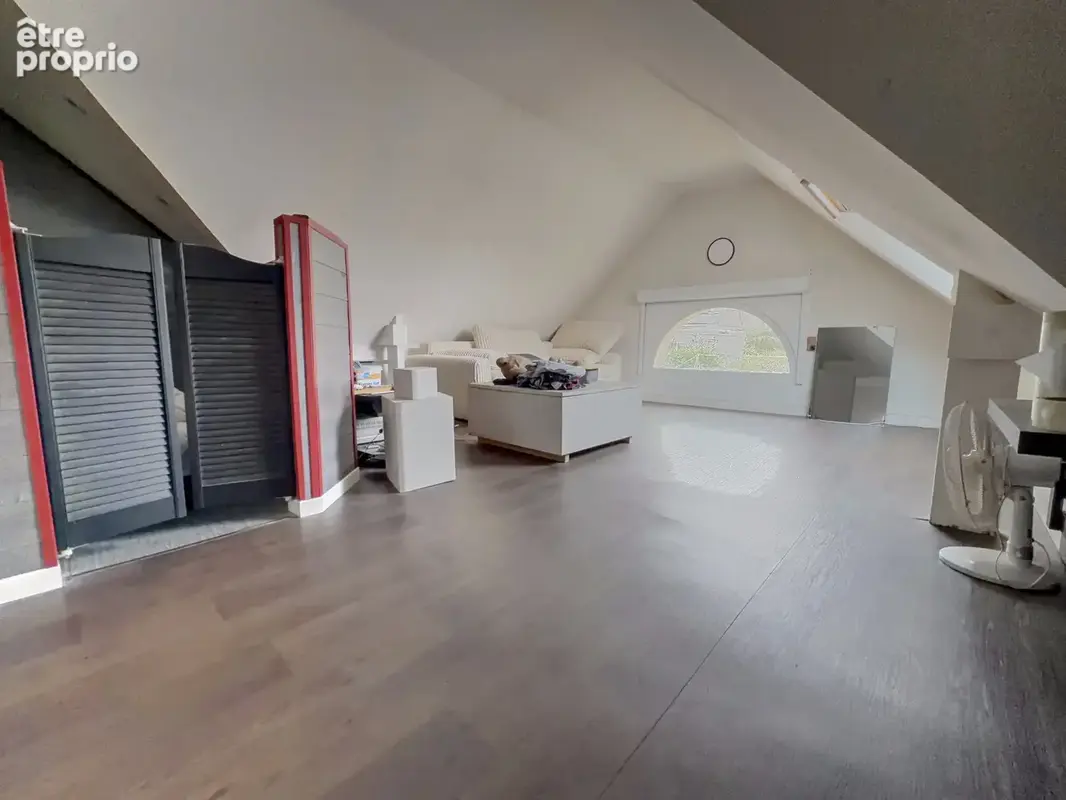 Maison 170 m2 avec jardin et spa proche centre-bourg** - photo 7