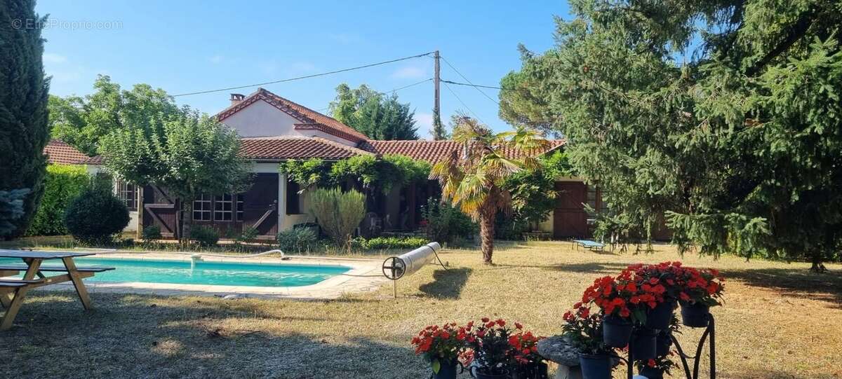 Maison à PRAYSSAC