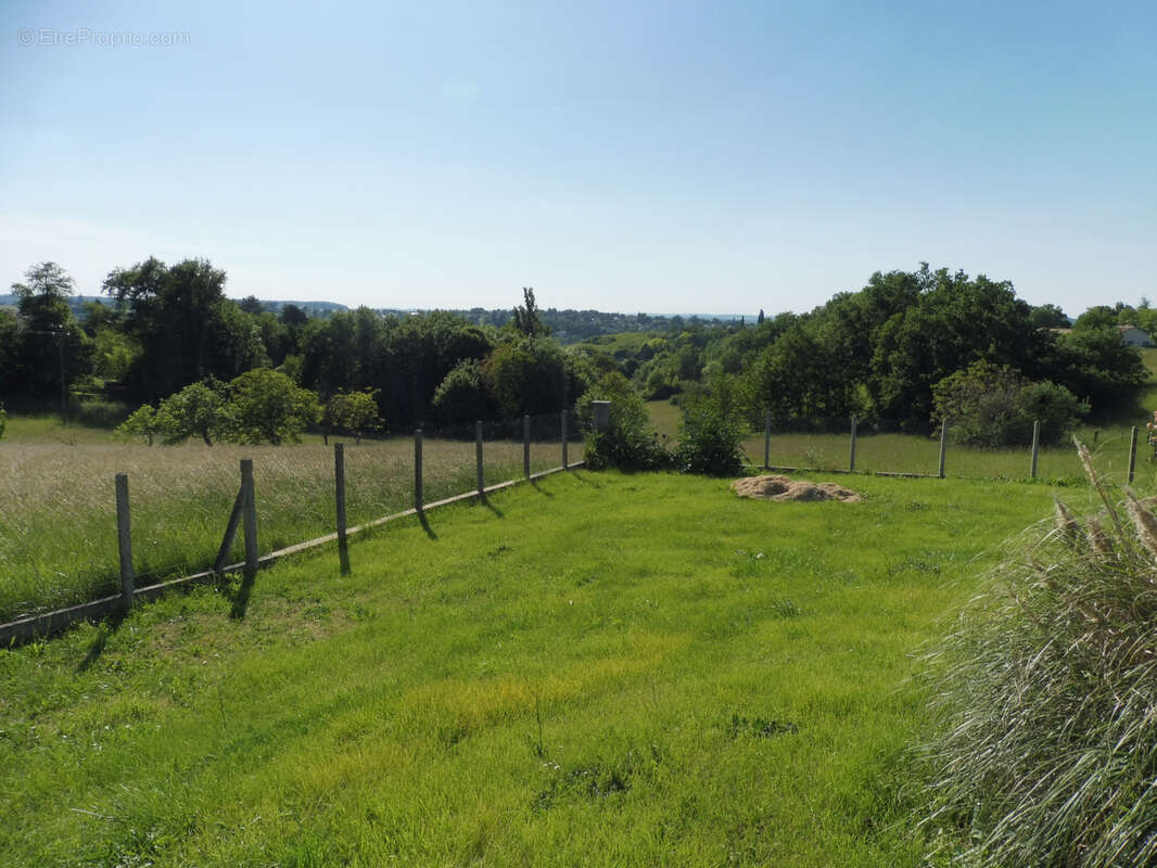 Sur les hauteurs de riberac tres belle vue - photo 8