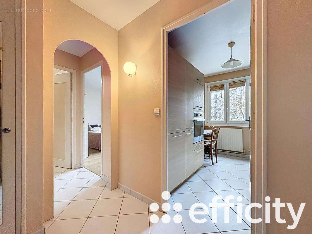 Appartement à VILLEURBANNE