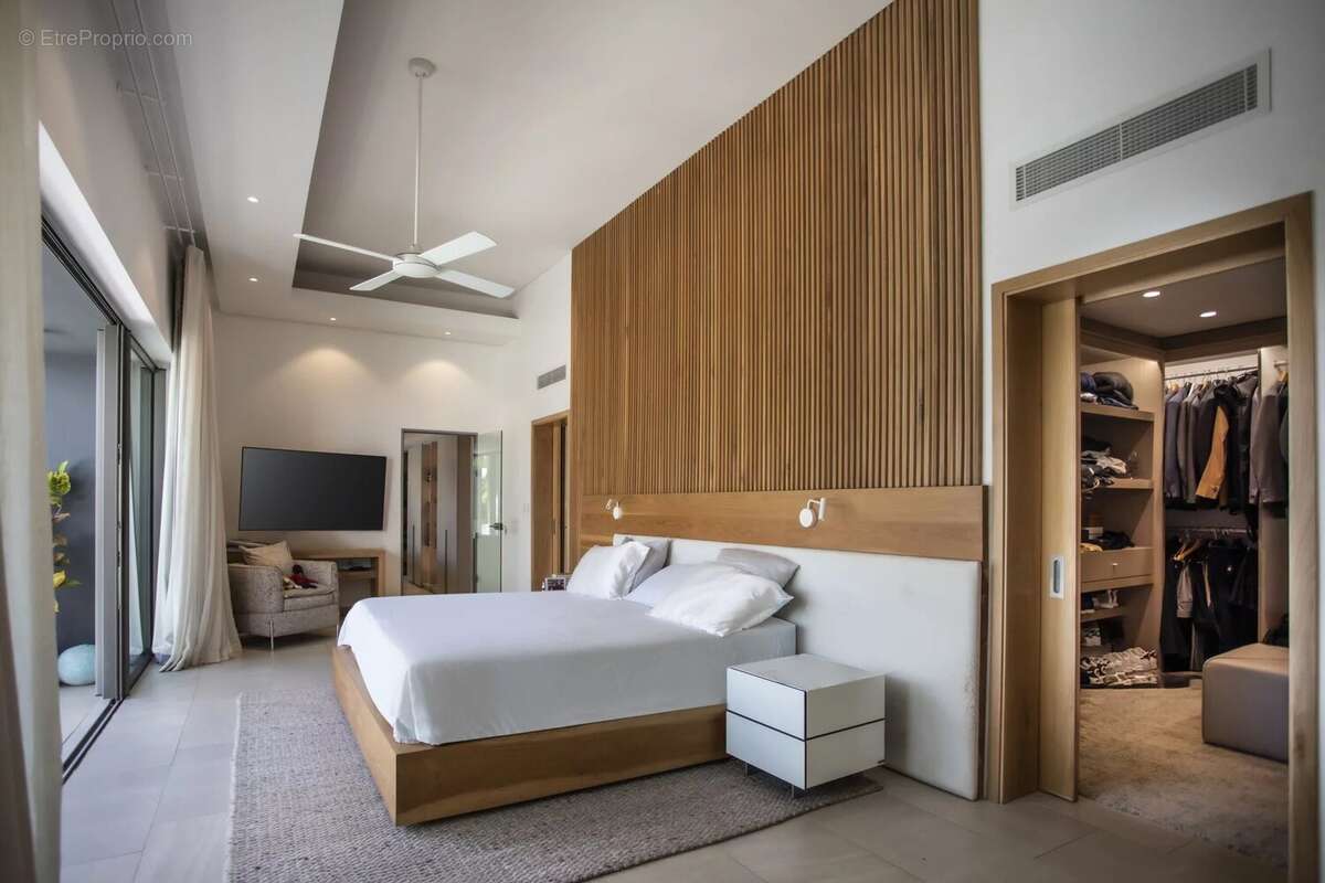 Maison à SAINT-MARTIN-DE-VALGALGUES