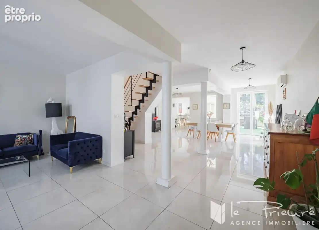 Albi, Maison familiale de 157 m² avec jardin et piscine, proche du centre - photo 6