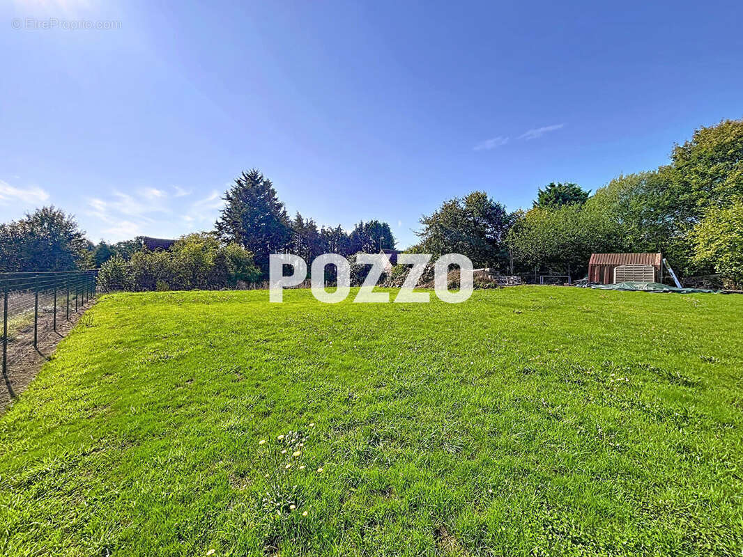 Maison à LE TEILLEUL